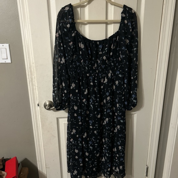 Aritzia Wilfred Genoa Chiffon Navy Blue Floral Midi Dress - Picture 3 of 6